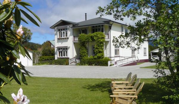 Holly Homestead 