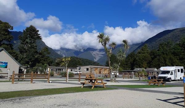 Fox Glacier Top 10 Holiday Park